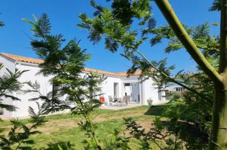 Meublé de M. et Mme Ameloot_La Brée-les-Bains