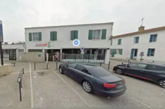 Parking place Gaston Robert_La Brée-les-Bains