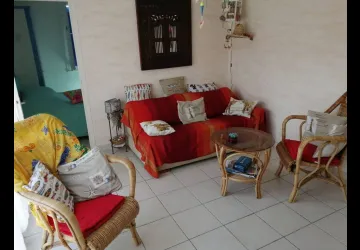 Les Volets Bleus_La Brée-les-Bains