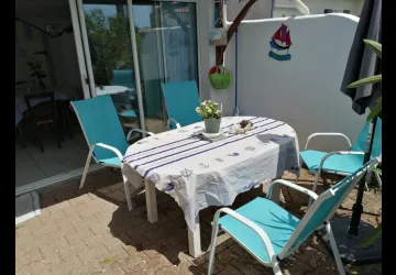 Les Volets Bleus_La Brée-les-Bains